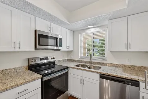 2522 Clubhouse Drive Sarasota FL 34232