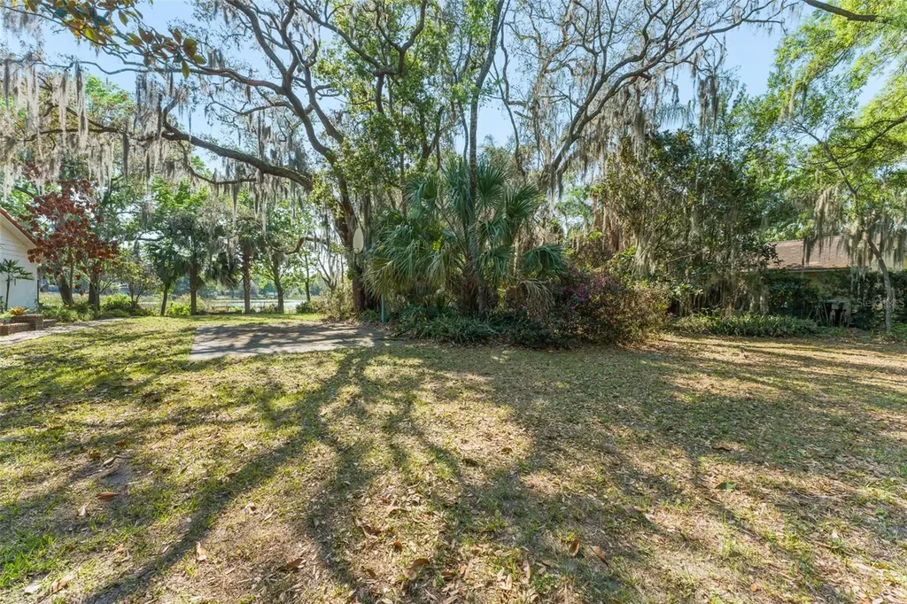 9717 Lake Douglas Place Orlando FL 32817