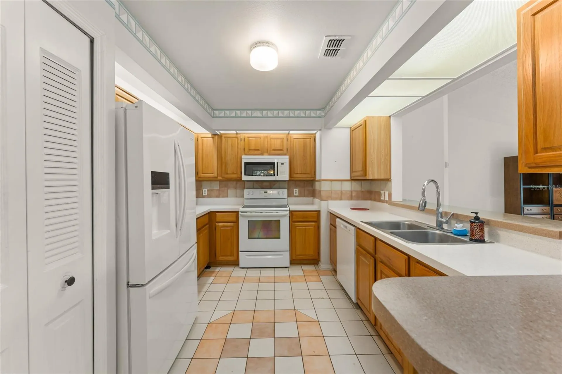 9717 Lake Douglas Place Orlando FL 32817