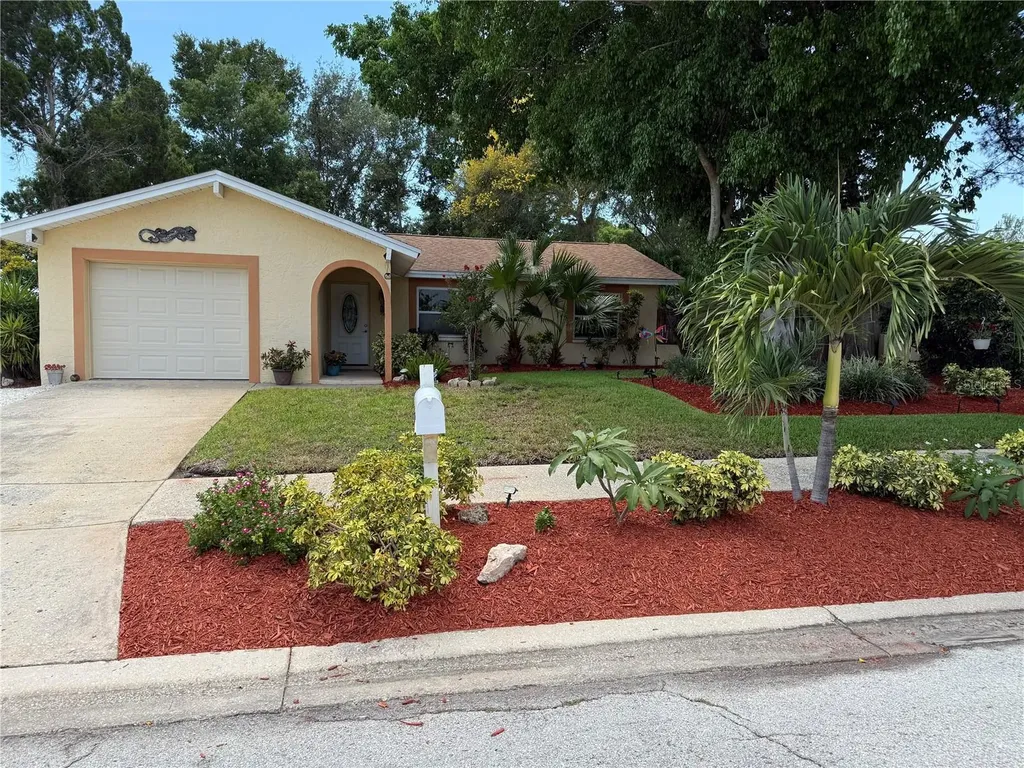 8176 129th Street N Seminole FL 33776