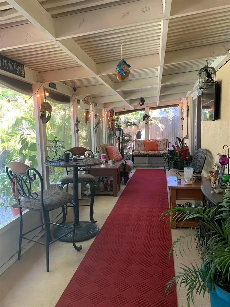 8176 129th Street N Seminole FL 33776