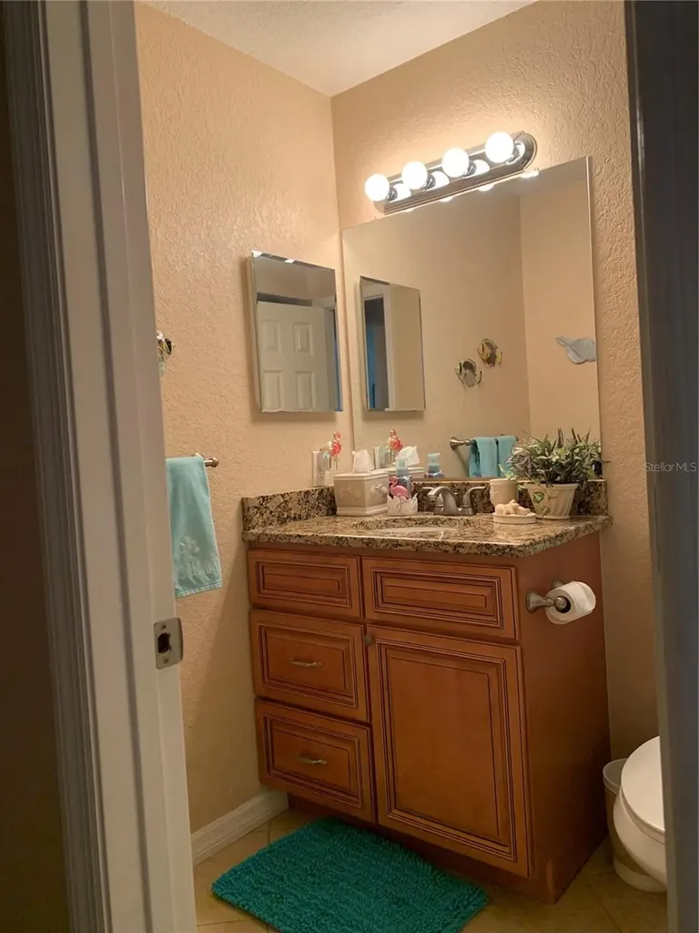 8176 129th Street N Seminole FL 33776