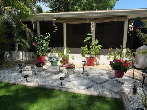 8176 129th Street N Seminole FL 33776