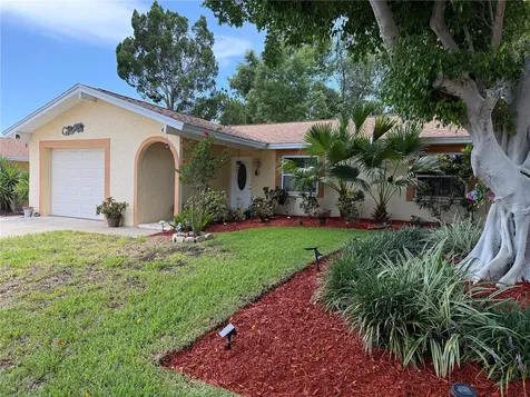 8176 129th Street N Seminole FL 33776