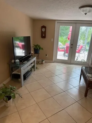8176 129th Street N Seminole FL 33776