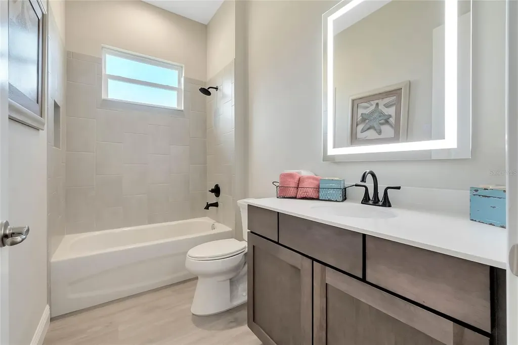 4049 Pinnacle Place Lady Lake FL 32159