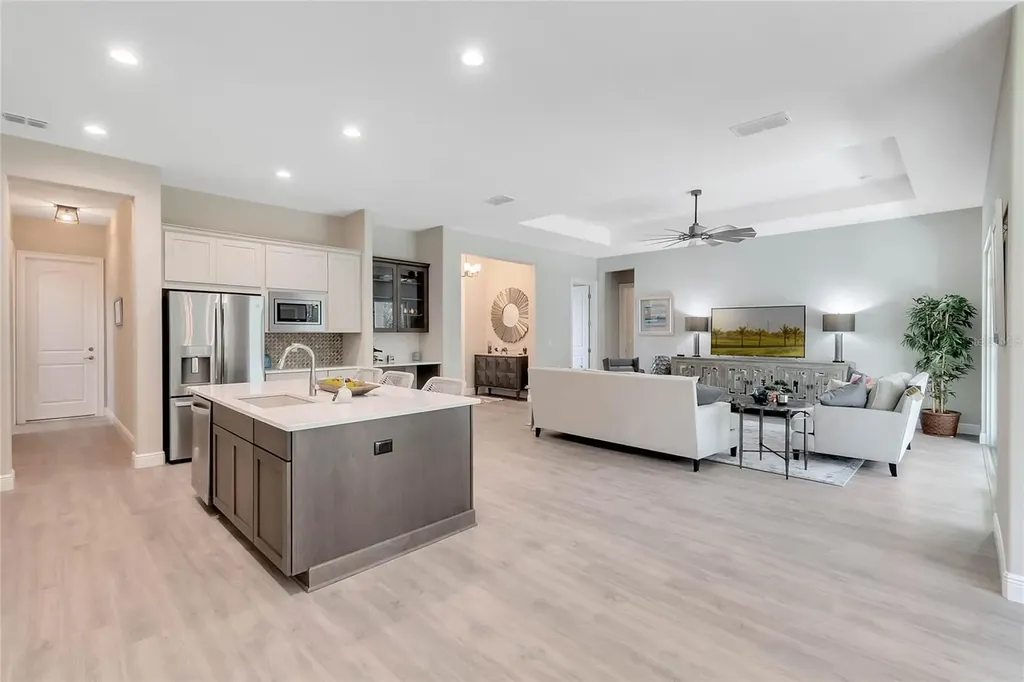 4049 Pinnacle Place Lady Lake FL 32159