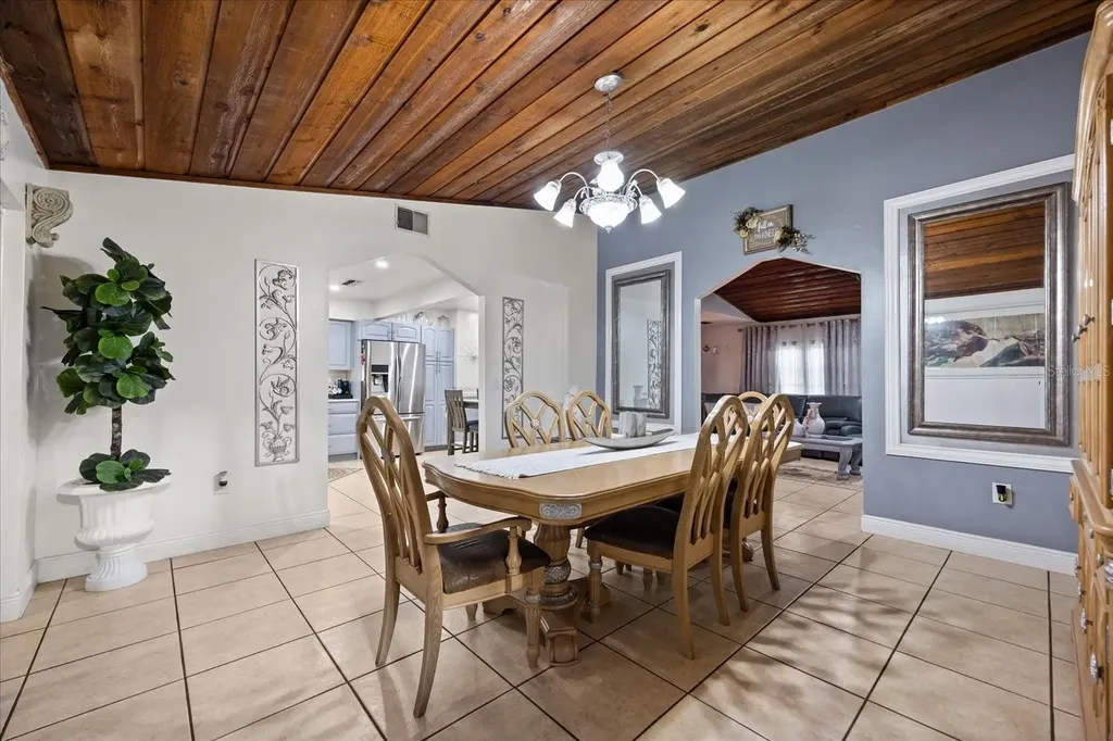 2270 Old Hickory Tree Road St Cloud FL 34772