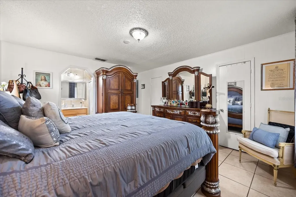 2270 Old Hickory Tree Road St Cloud FL 34772