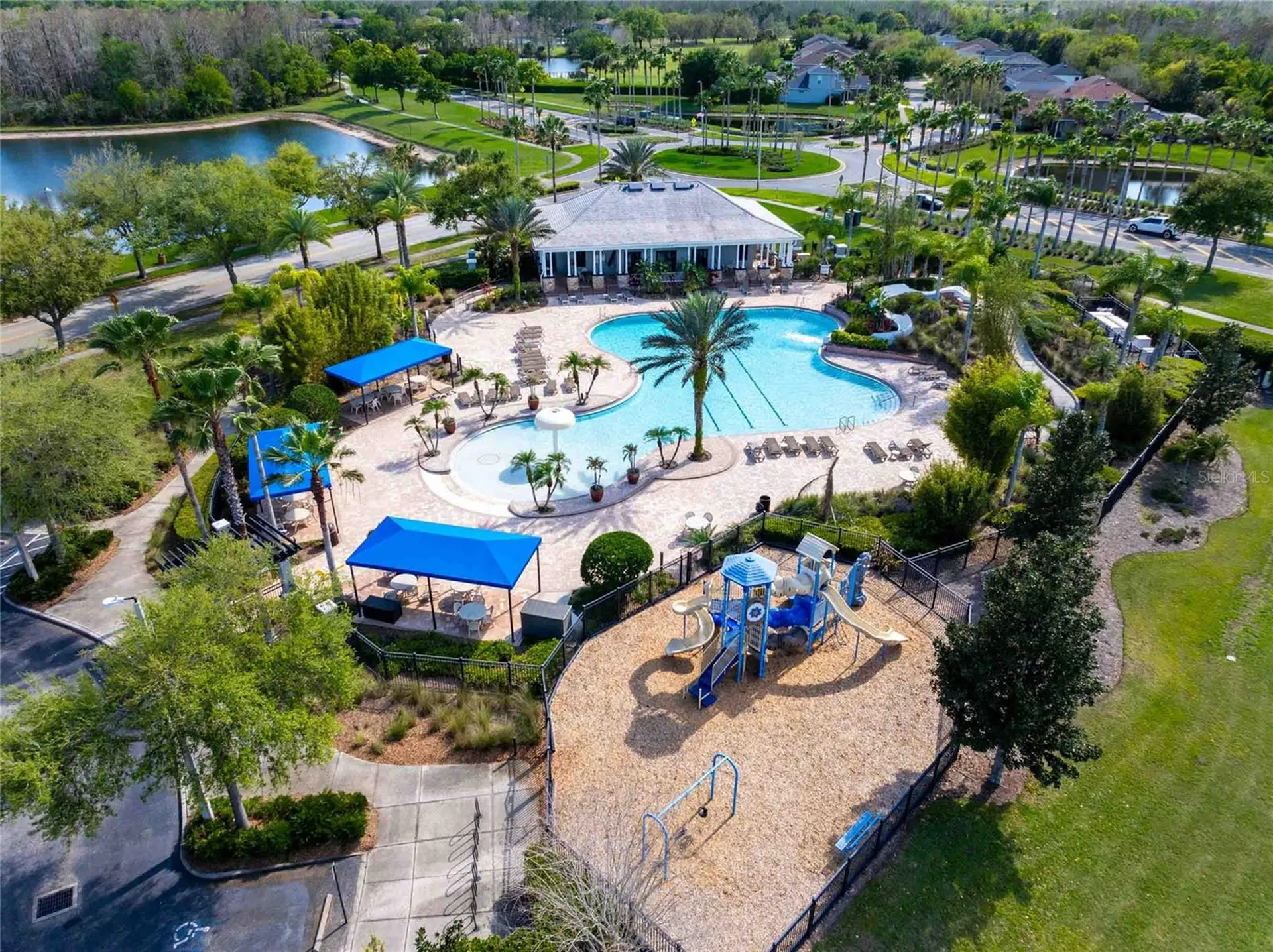 2814 Maple Brook Loop Lutz FL 33558