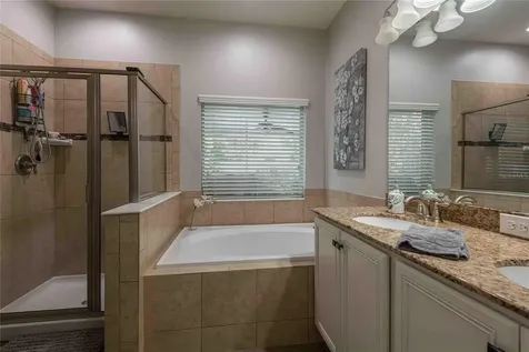 2814 Maple Brook Loop Lutz FL 33558