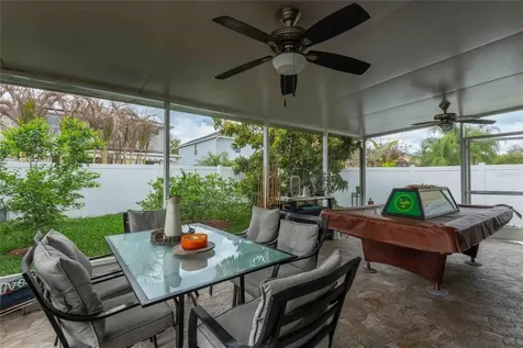 2814 Maple Brook Loop Lutz FL 33558