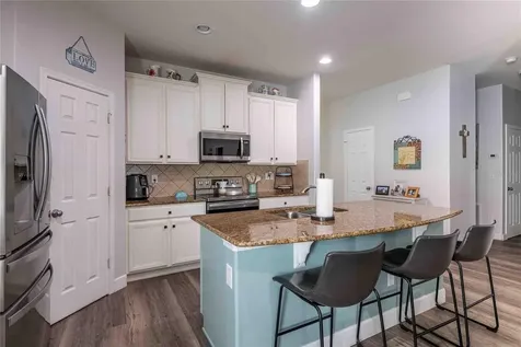 2814 Maple Brook Loop Lutz FL 33558