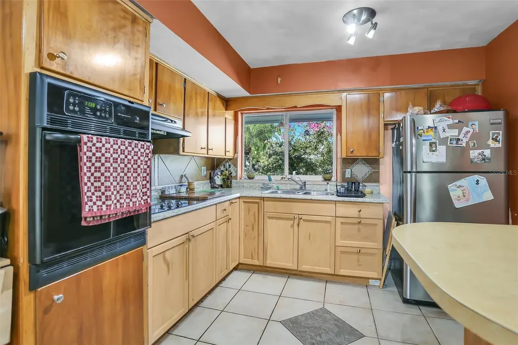 525 Skylark Lane NW Port Charlotte FL 33952