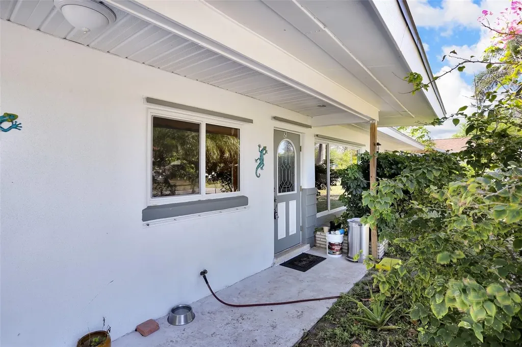 525 Skylark Lane NW Port Charlotte FL 33952