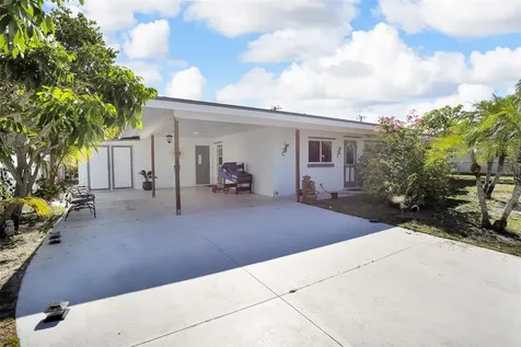 525 Skylark Lane NW Port Charlotte FL 33952