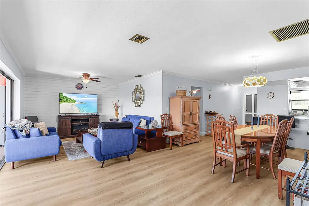 3935 Country Club Boulevard Cape Coral FL 33904