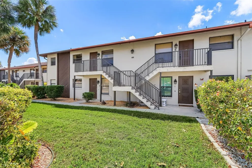 3935 Country Club Boulevard Cape Coral FL 33904