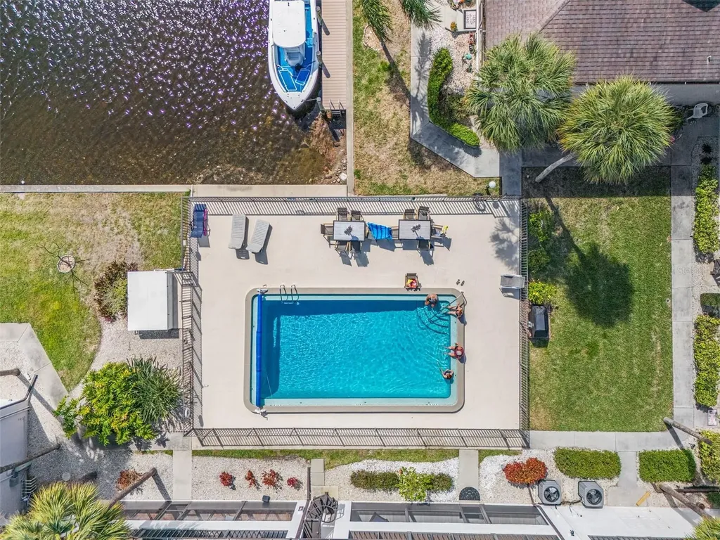 3935 Country Club Boulevard Cape Coral FL 33904