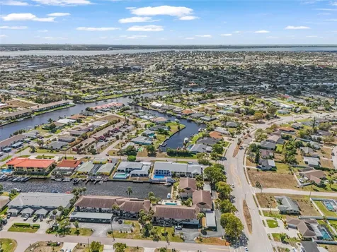 3935 Country Club Boulevard Cape Coral FL 33904