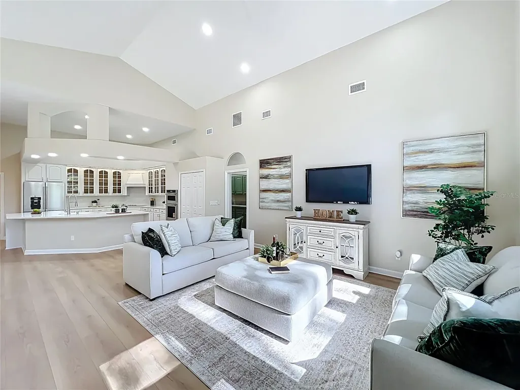 612 Stonefield Loop Lake Mary FL 32746