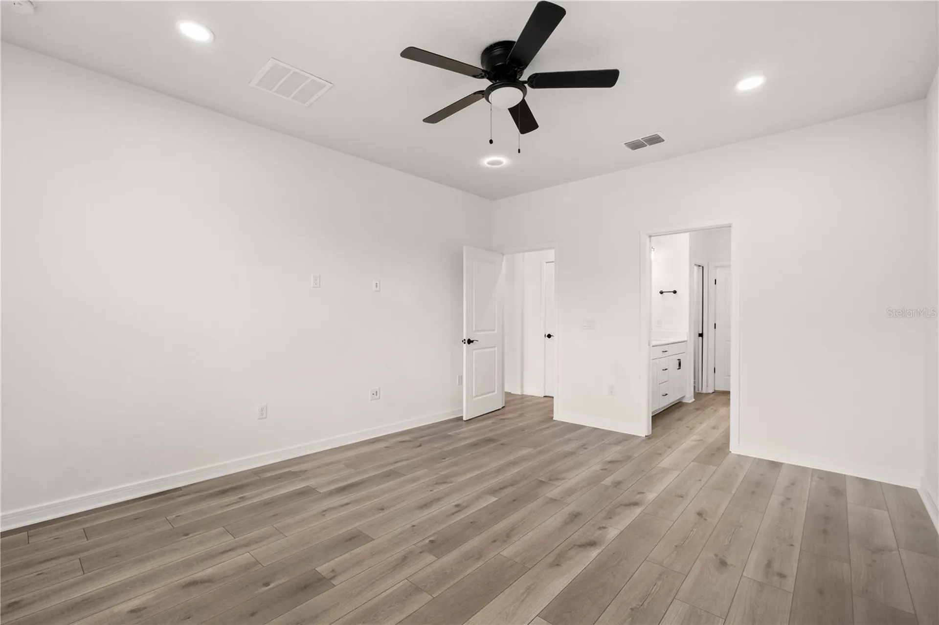 9819 Brown Burrow Street Orlando FL 32829