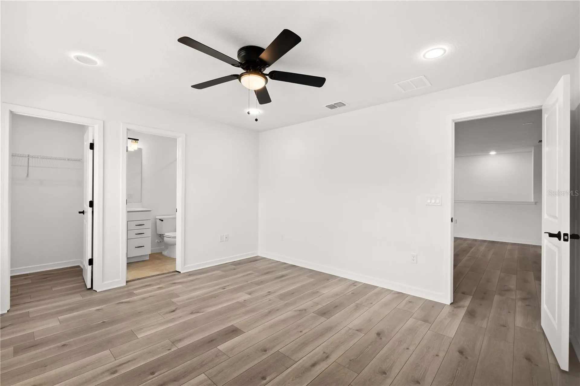 9819 Brown Burrow Street Orlando FL 32829