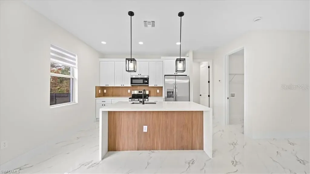 759 Silverstar Avenue S Lehigh Acres FL 33974