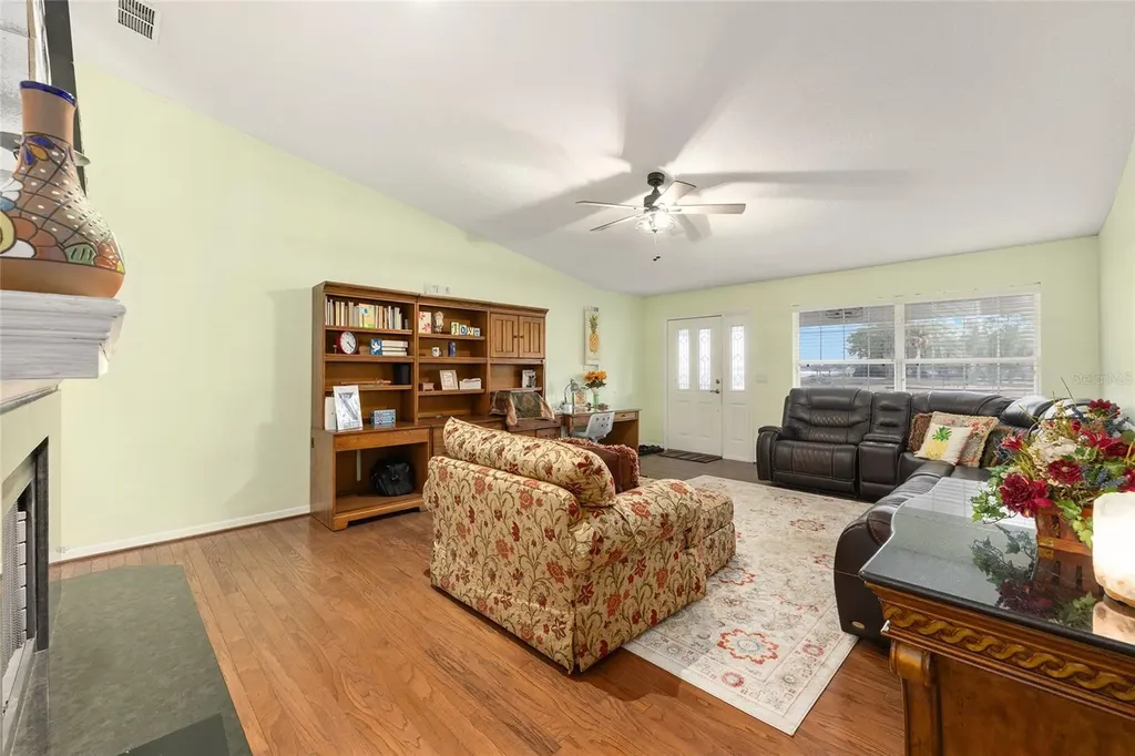 925 Beverly Harbors Drive Leesburg FL 34748