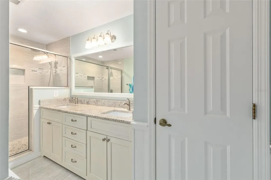 925 Beverly Harbors Drive Leesburg FL 34748