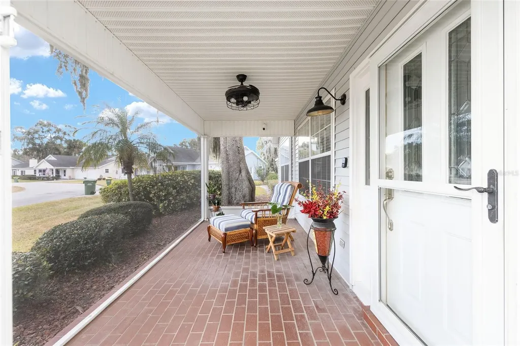 925 Beverly Harbors Drive Leesburg FL 34748