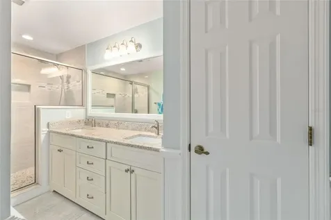 925 Beverly Harbors Drive Leesburg FL 34748