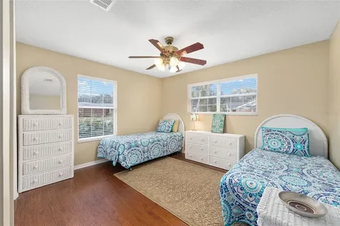 925 Beverly Harbors Drive Leesburg FL 34748