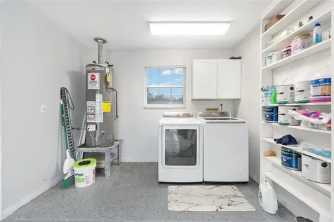 925 Beverly Harbors Drive Leesburg FL 34748