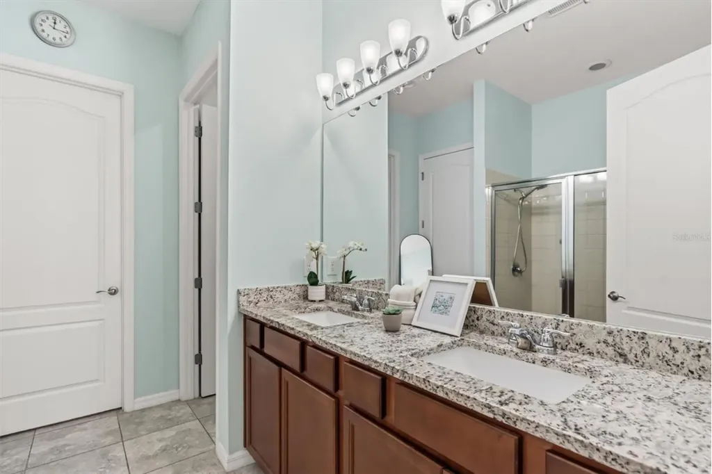 9132 Carmela Avenue Davenport FL 33897