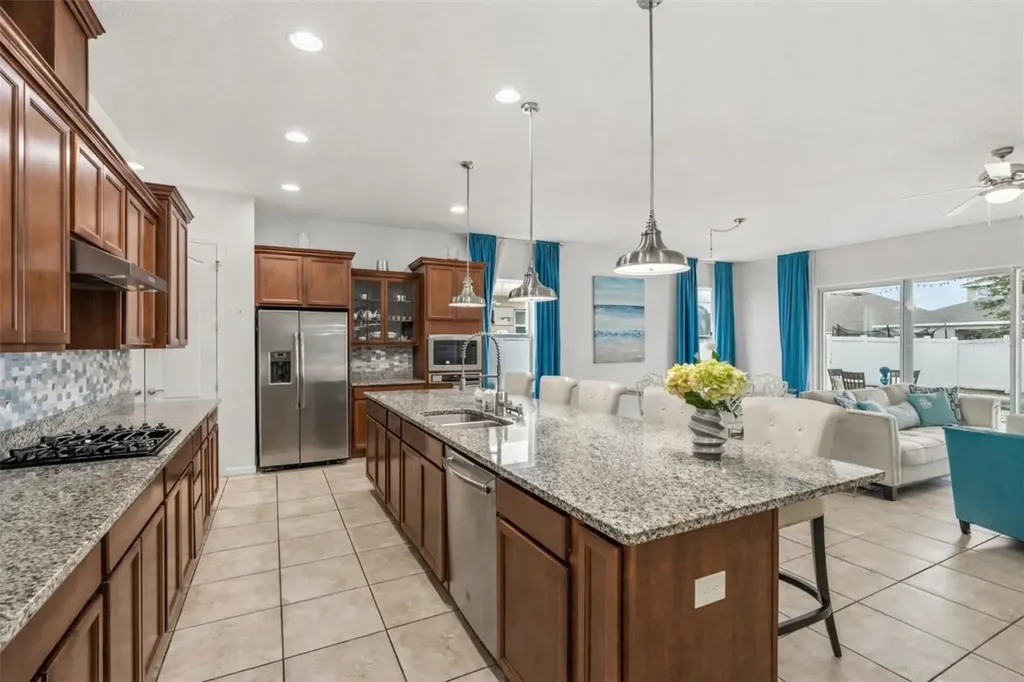 9132 Carmela Avenue Davenport FL 33897