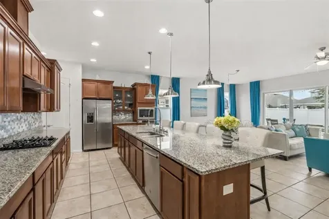 9132 Carmela Avenue Davenport FL 33897