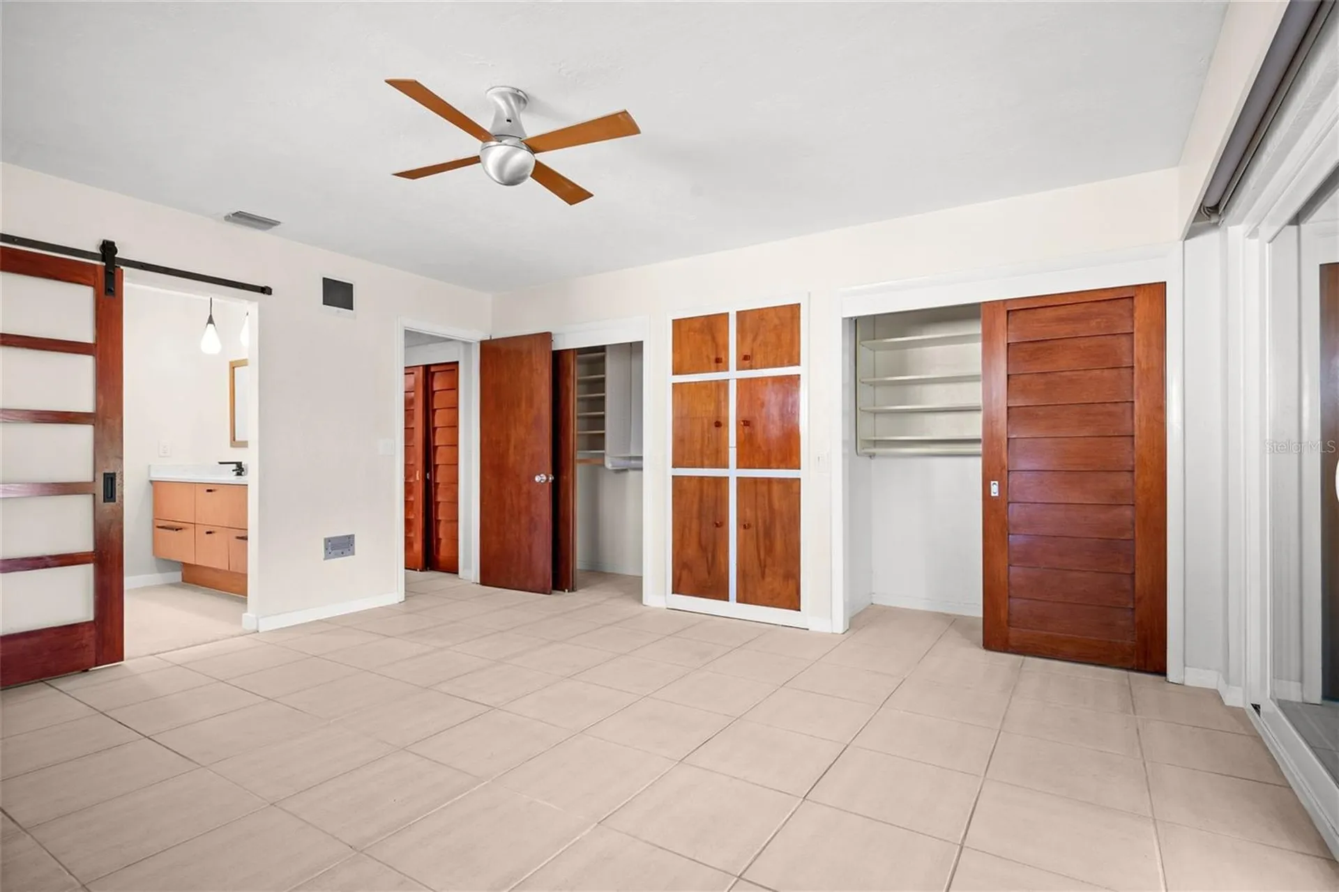 801 Pinellas Point Drive S St Petersburg FL 33705