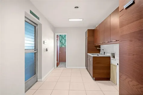 801 Pinellas Point Drive S St Petersburg FL 33705
