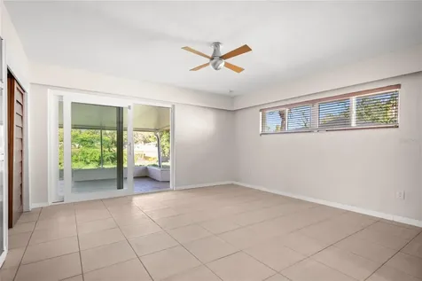 801 Pinellas Point Drive S St Petersburg FL 33705