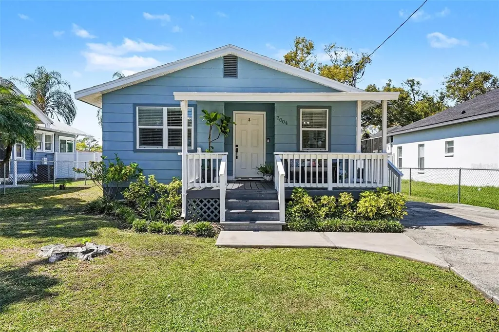 7004 N Cameron Avenue Tampa FL 33614