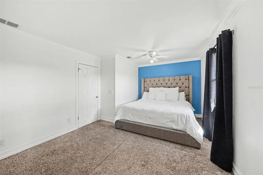 7004 N Cameron Avenue Tampa FL 33614