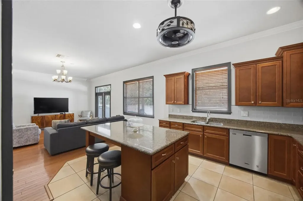 7504 S West Shore Boulevard Tampa FL 33616