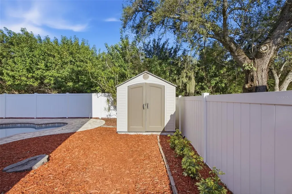 7504 S West Shore Boulevard Tampa FL 33616