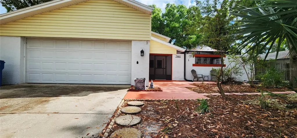 7905 Heather Court Tampa FL 33634