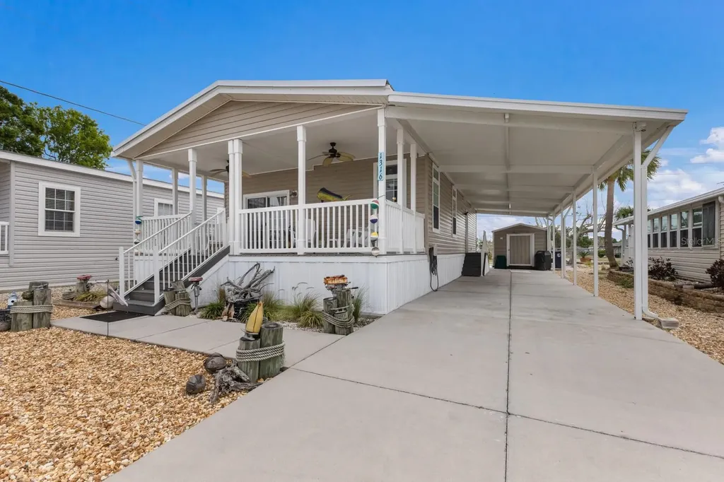 1316 28th Avenue Drive W Palmetto FL 34221