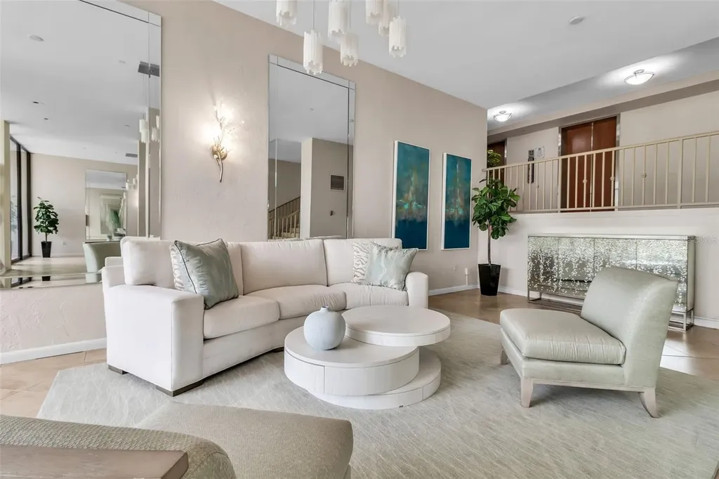 707 S Gulfstream Avenue Sarasota FL 34236