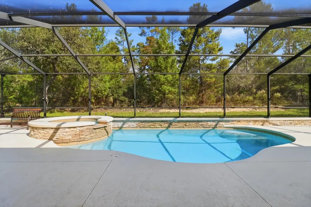 11 Heuchera Court E Homosassa FL 34446