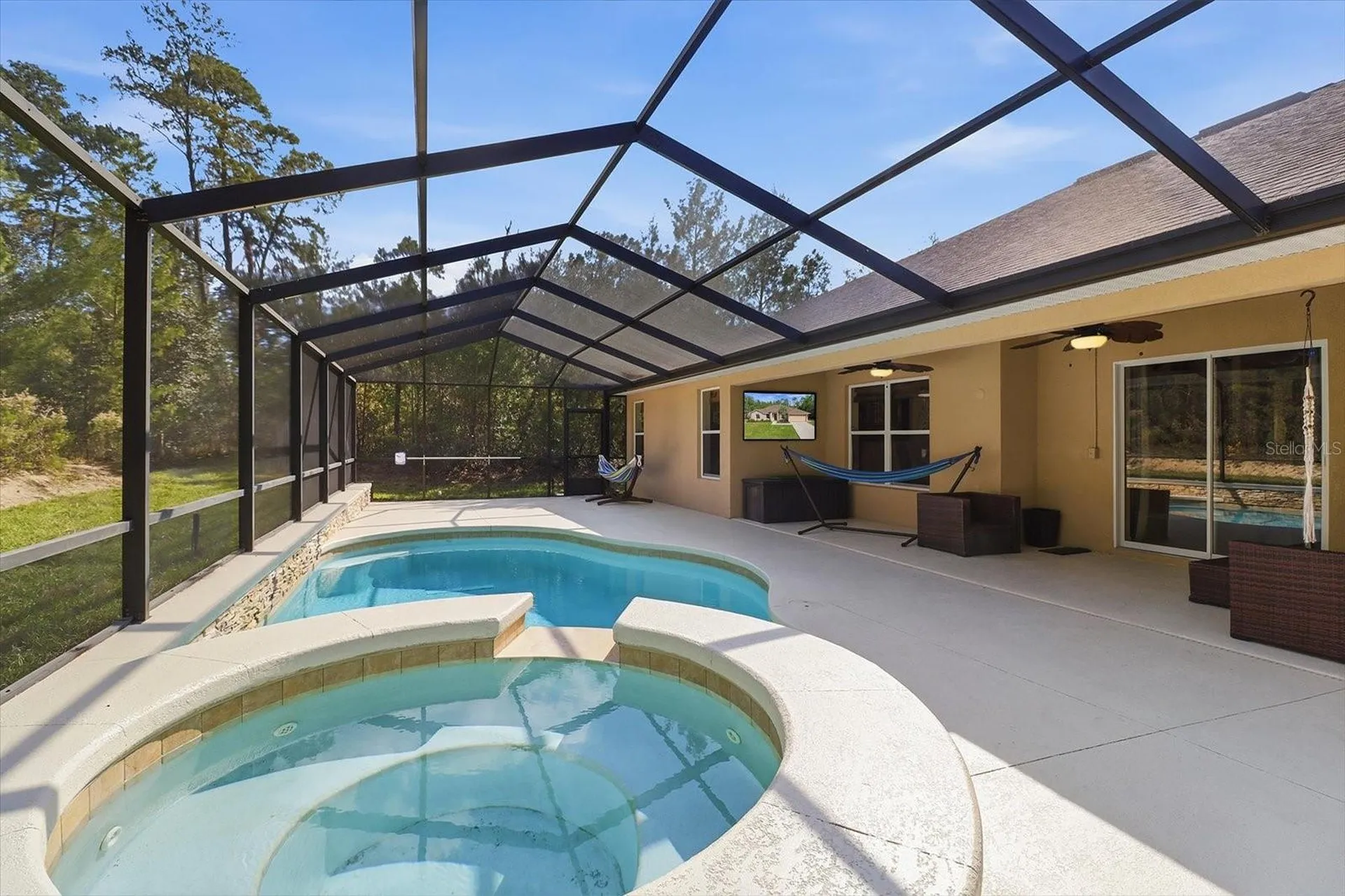 11 Heuchera Court E Homosassa FL 34446