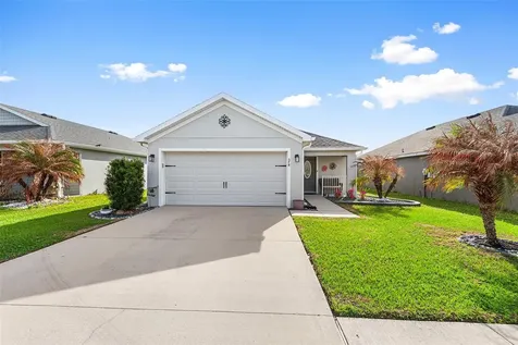 574 Lorient Drive Eagle Lake FL 33839